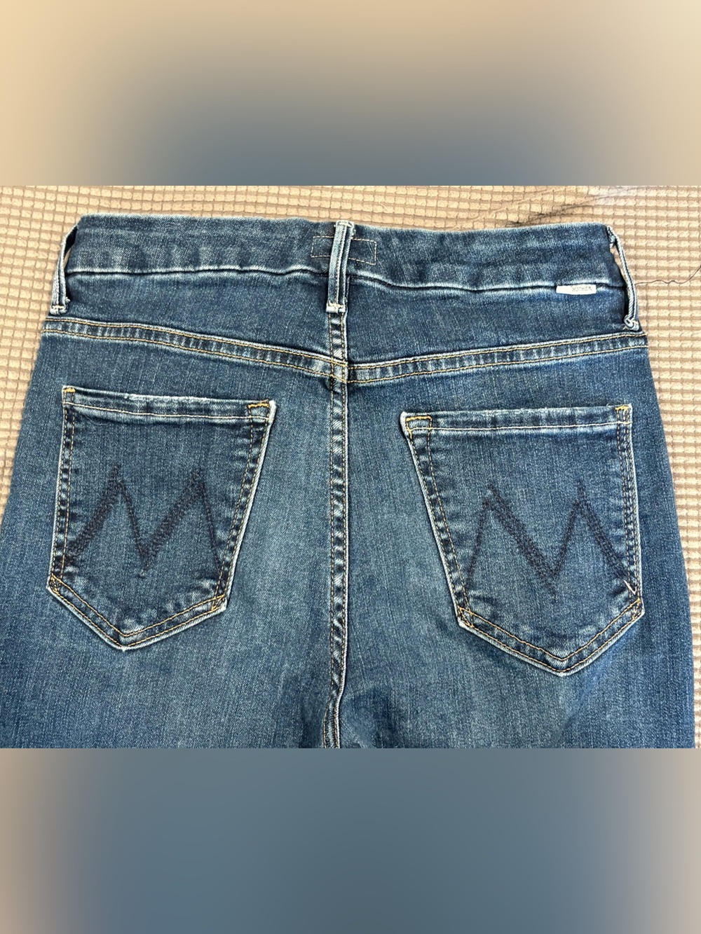 Mother “High Waisted Looker” Size 26 Jeans - Picture 12 of 14